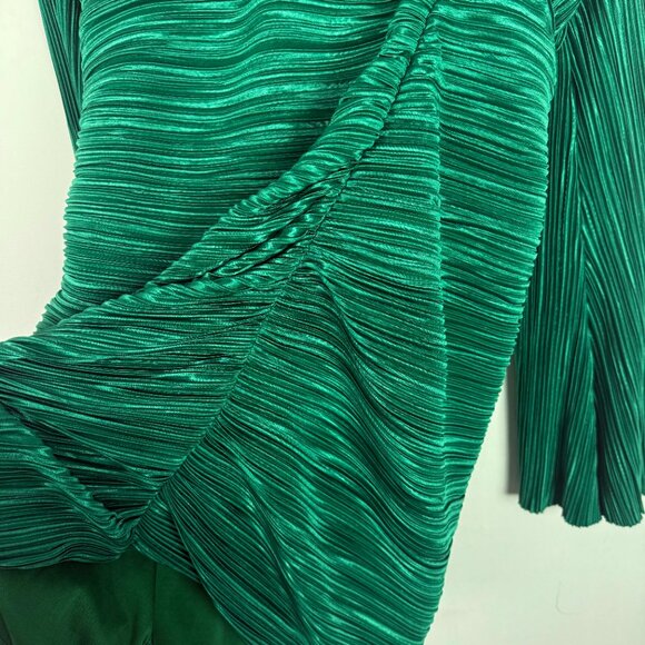 Hello Molly Hype Girl Plisse Long Sleeve Mini Dress Green US Size 8 - Picture 5 of 12